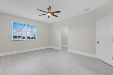 Adosado en venta en Miramar, Florida, 3 dormitorios, 181.53 m2 № 1683869 - foto 12
