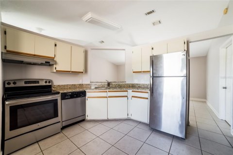 Casa en alquiler en Deltona, Florida, 3 dormitorios, 135.27 m2 № 1912684 - foto 8