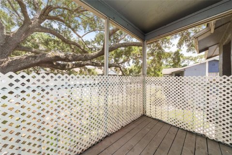 Condo in Kissimmee, Florida, 2 bedrooms  № 2111887 - photo 14