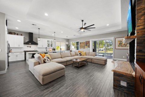Villa ou maison à vendre à St. Lucie, Floride: 3 chambres, 189.52 m2 № 2083126 - photo 7