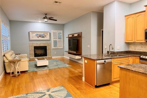 Villa ou maison à louer à Tarpon Springs, Floride: 5 chambres, 212.75 m2 № 2210486 - photo 11