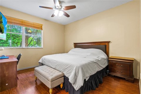 Adosado en venta en Pembroke Pines, Florida, 2 dormitorios, 108.7 m2 № 1934948 - foto 15