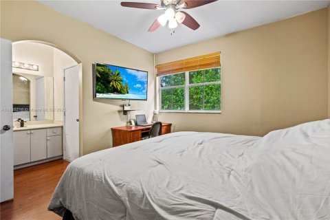 Adosado en venta en Pembroke Pines, Florida, 2 dormitorios, 108.7 m2 № 1934948 - foto 17