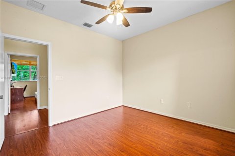 Adosado en venta en Pembroke Pines, Florida, 2 dormitorios, 108.7 m2 № 1934948 - foto 23