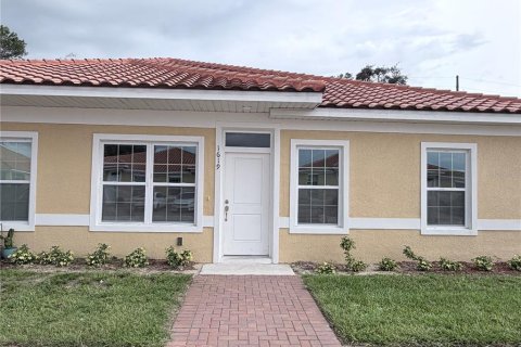 Villa ou maison à Poinciana, Floride 3 chambres, 99.13 m2 № 2322444