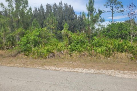Land in Lehigh Acres, Florida № 2214099 - photo 6