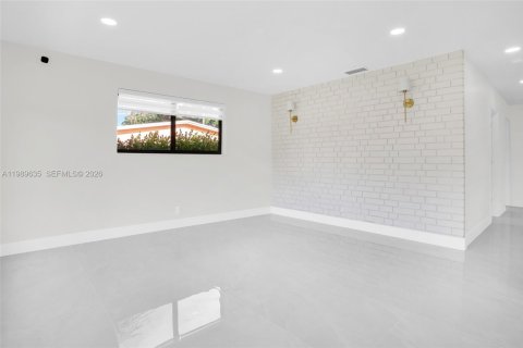 House in Deerfield Beach, Florida 3 bedrooms, 93.74 sq.m. № 2064551 - photo 16