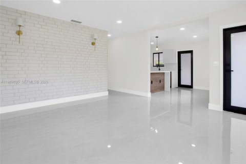 House in Deerfield Beach, Florida 3 bedrooms, 93.74 sq.m. № 2064551 - photo 15