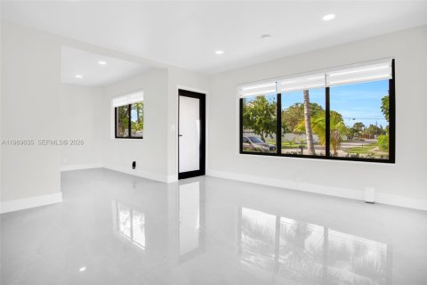 House in Deerfield Beach, Florida 3 bedrooms, 93.74 sq.m. № 2064551 - photo 17