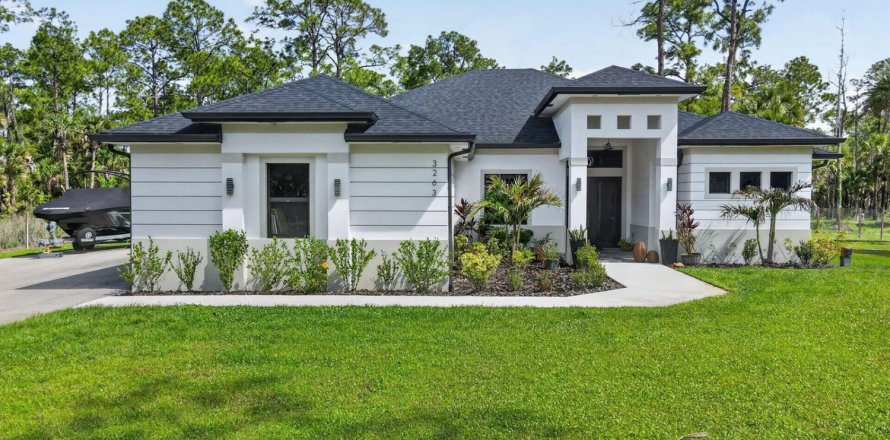 Villa ou maison à Naples, Floride 4 chambres, 216.46 m2 № 2147052
