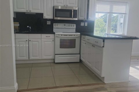 Appartement à louer à Fort Lauderdale, Floride: 2 chambres № 2256729 - photo 4