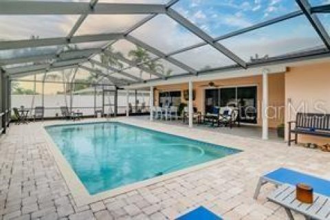 Casa en alquiler en Seminole, Florida, 3 dormitorios, 157.28 m2 № 1901693 - foto 3