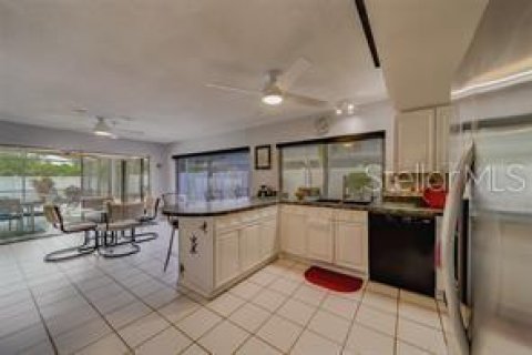 Casa en alquiler en Seminole, Florida, 3 dormitorios, 157.28 m2 № 1901693 - foto 13
