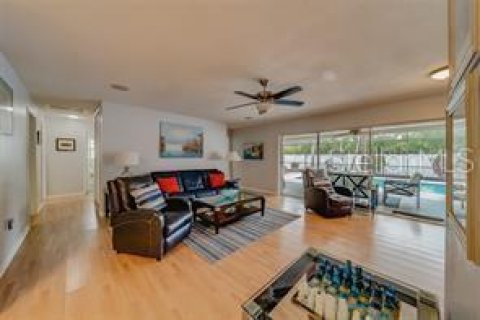 Casa en alquiler en Seminole, Florida, 3 dormitorios, 157.28 m2 № 1901693 - foto 10