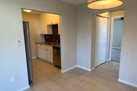 Copropriété à louer à Sun City Center, Floride: 1 chambre, 74.32 m2 № 2166648 - photo 12