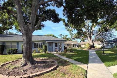 Copropriété à louer à Sun City Center, Floride: 1 chambre, 74.32 m2 № 2166648 - photo 6