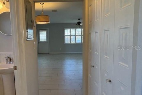 Copropriété à louer à Sun City Center, Floride: 1 chambre, 74.32 m2 № 2166648 - photo 29