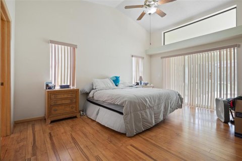 House in Spring Hill, Florida 3 bedrooms, 183.3 sq.m. № 1840215 - photo 12