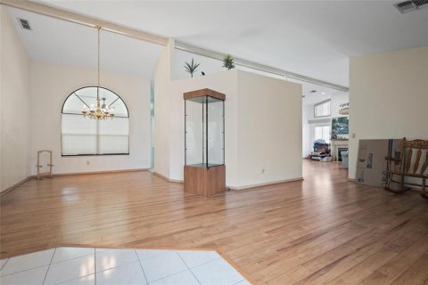 House in Spring Hill, Florida 3 bedrooms, 183.3 sq.m. № 1840215 - photo 4