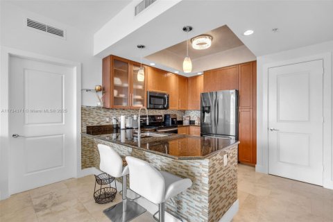 Condominio en venta en Fort Lauderdale, Florida, 1 dormitorio, 86.12 m2 № 1981057 - foto 13