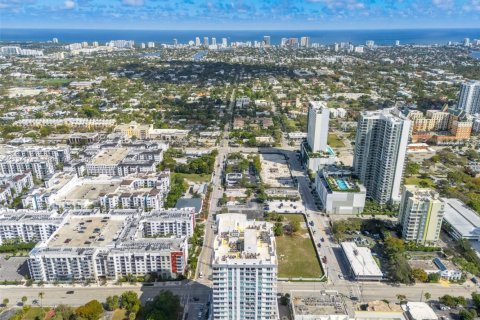 Condominio en venta en Fort Lauderdale, Florida, 1 dormitorio, 86.12 m2 № 1981057 - foto 20