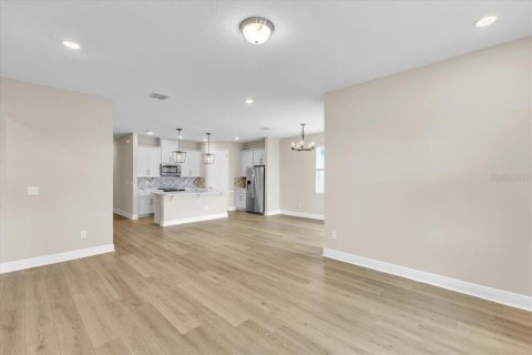 Villa ou maison à vendre à Daytona Beach, Floride: 4 chambres, 177.26 m2 № 1250015 - photo 16