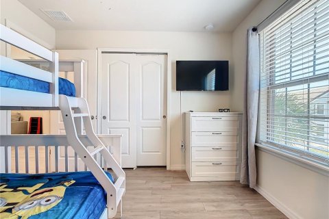 Townhouse in Davenport, Florida 5 bedrooms, 192.87 sq.m. № 1561983 - photo 15