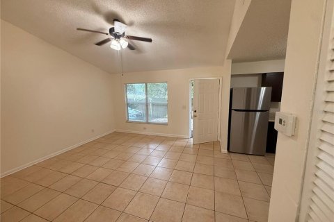 Appartement à louer à Tampa, Floride: 2 chambres, 82.13 m2 № 2353407 - photo 8