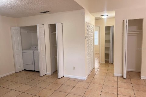 Appartement à louer à Tampa, Floride: 2 chambres, 82.13 m2 № 2353407 - photo 9