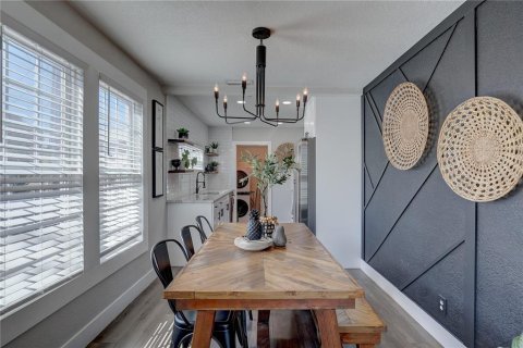 Casa en venta en Saint Petersburg, Florida, 3 dormitorios, 140.47 m2 № 1576147 - foto 4
