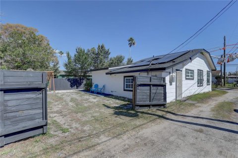 Casa en venta en Saint Petersburg, Florida, 3 dormitorios, 140.47 m2 № 1576147 - foto 29