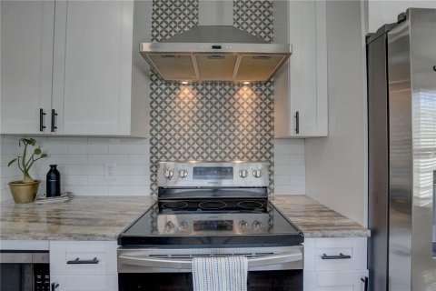 Casa en venta en Saint Petersburg, Florida, 3 dormitorios, 140.47 m2 № 1576147 - foto 16