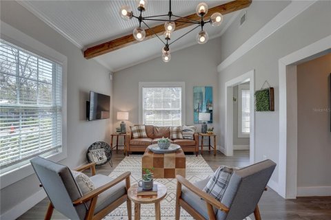 Casa en venta en Saint Petersburg, Florida, 3 dormitorios, 140.47 m2 № 1576147 - foto 2