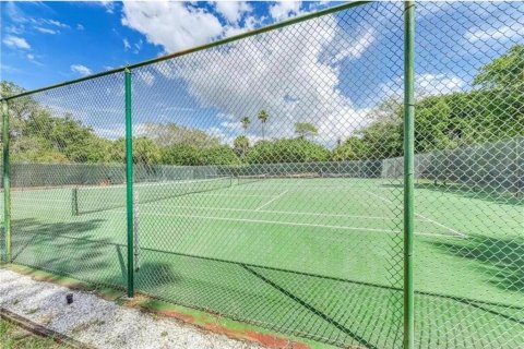 Condo in Bradenton, Florida, 2 bedrooms  № 1301561 - photo 19