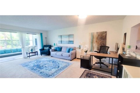 Condo in Bradenton, Florida, 2 bedrooms  № 1301561 - photo 18