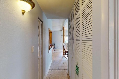 House in Port Charlotte, Florida 2 bedrooms, 111.85 sq.m. № 1866240 - photo 21