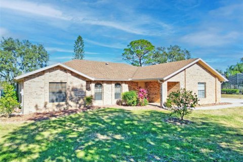 House in Deltona, Florida 3 bedrooms, 172.24 sq.m. № 1561275 - photo 5