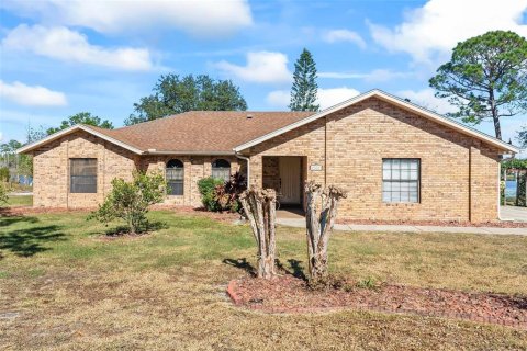 House in Deltona, Florida 3 bedrooms, 172.24 sq.m. № 1561275 - photo 20