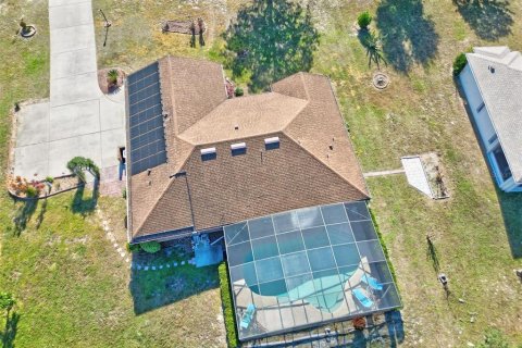 House in Deltona, Florida 3 bedrooms, 172.24 sq.m. № 1561275 - photo 8