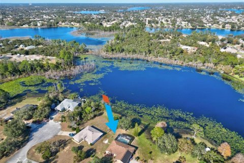 House in Deltona, Florida 3 bedrooms, 172.24 sq.m. № 1561275 - photo 14