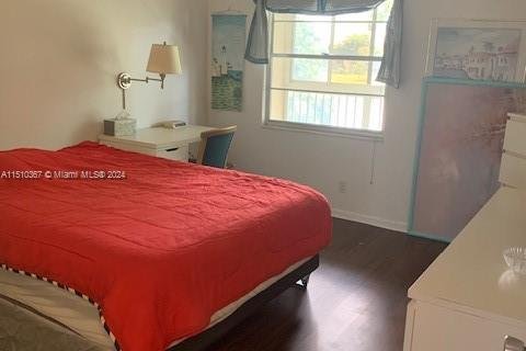 Купить кондоминиум в Пемброк-Пайнс, Флорида 2 спальни, 88.54м2, № 1981465 - фото 11