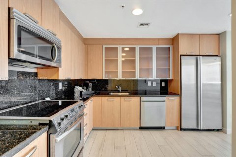 Condo in Fort Lauderdale, Florida, 2 bedrooms  № 1861031 - photo 15