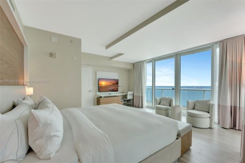 Condo in Fort Lauderdale, Florida, 2 bedrooms  № 1861031 - photo 9