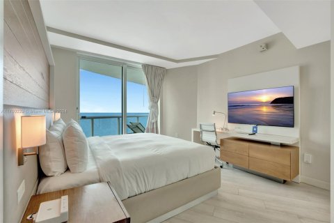 Condo in Fort Lauderdale, Florida, 2 bedrooms  № 1861031 - photo 24