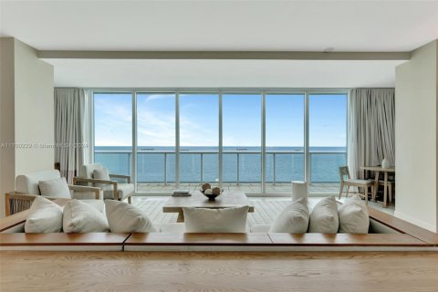 Condo in Fort Lauderdale, Florida, 2 bedrooms  № 1861031 - photo 12