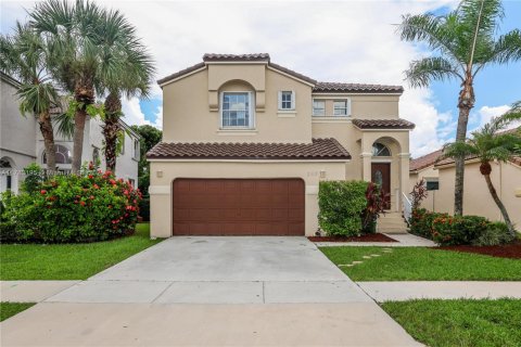 Casa en venta en Pembroke Pines, Florida, 3 dormitorios, 170.57 m2 № 1704524 - foto 1