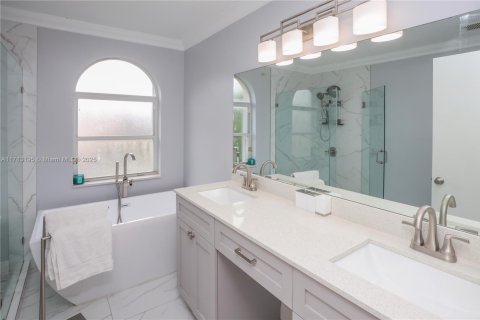 Casa en venta en Pembroke Pines, Florida, 3 dormitorios, 170.57 m2 № 1704524 - foto 25