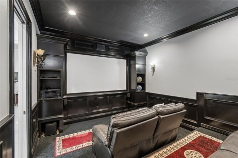 House in Tampa, Florida 6 bedrooms, 542.27 sq.m. № 2093798 - photo 16