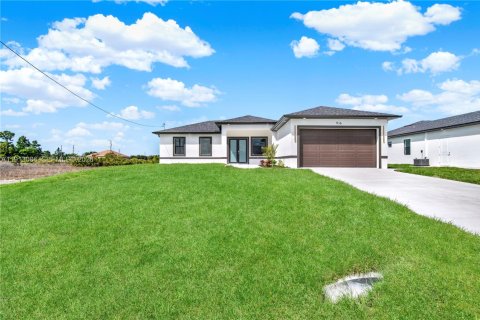 Купить виллу или дом в Лихай-Эйкерс, Флорида 4 спальни, 152.55м2, № 1969296 - фото 20