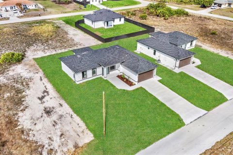 Купить виллу или дом в Лихай-Эйкерс, Флорида 4 спальни, 152.55м2, № 1969296 - фото 30